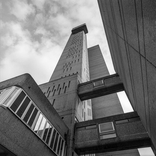 Trellick Tower 01